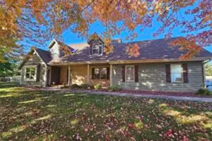 S86W26640 Rustic View Ln, Vernon, WI 53149 - Photo 1