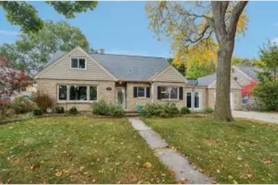 3446 N 94th St, Milwaukee, WI 53222 - Photo 1