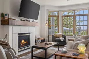 849 Beachfront Dr, Sheboygan, WI 53081 - Photo 1