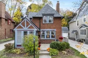 2229 N 70th St, Wauwatosa, WI 53213 - Photo 1