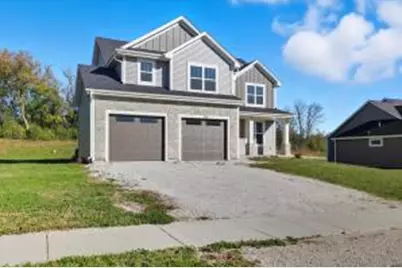 936  Medina Dr, Mukwonago, WI 53149 - Photo 1