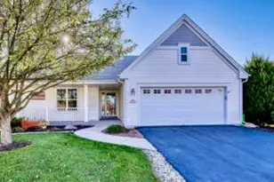 N52W35347 Lighthouse Ln, Oconomowoc, WI 53066 - Photo 1