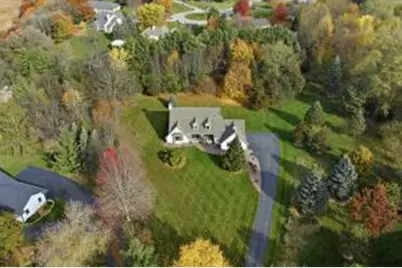 789 N Forest Ridge Ct, Summit, WI 53066 - Photo 1