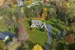 789 N Forest Ridge Ct, Summit, WI 53066 - Photo 1