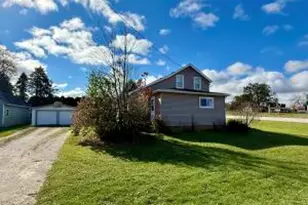 127 E 1st St, Waldo, WI 53093 - Photo 1