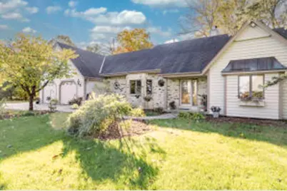 W243N7650  Hilltop Ct, Lisbon, WI 53089 - Photo 1