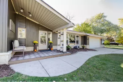 N28W26587  Miami Dr, Pewaukee, WI 53072 - Photo 1