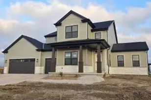 N66W25696 Big Sky Dr, Sussex, WI 53089 - Photo 1