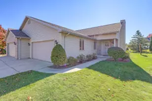 4911 Elmer Ln, Manitowoc, WI 54220 - Photo 1