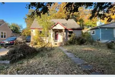 821 N Washington St, Janesville, WI 53548 - Photo 1