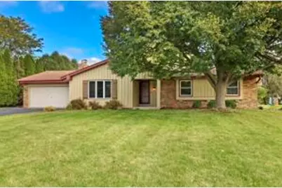 W222N2310  Glenwood Ln, Pewaukee, WI 53186 - Photo 1