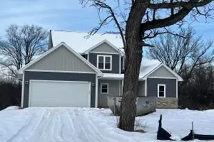 11470 Tess Creek St, Franklin, WI 53132 - Photo 1