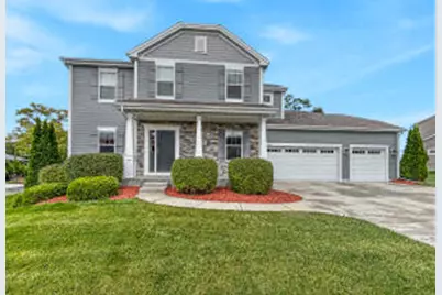 W276N544  Arrowhead Trl, Pewaukee, WI 53188 - Photo 1