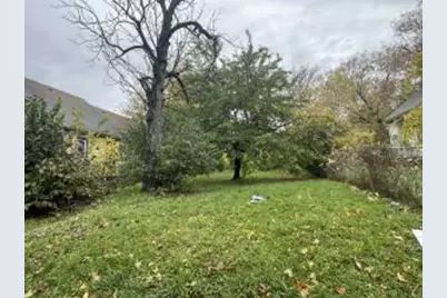 2725 N Richards St, Milwaukee, WI 53212 - Photo 1