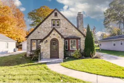 1300  Parkway Dr, Brookfield, WI 53005 - Photo 1