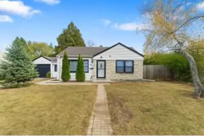 8002 W Fond Du Lac Ave, Milwaukee, WI 53218 - Photo 1