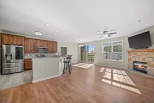 9227 S 51st St, Franklin, WI 53132 - Photo 1