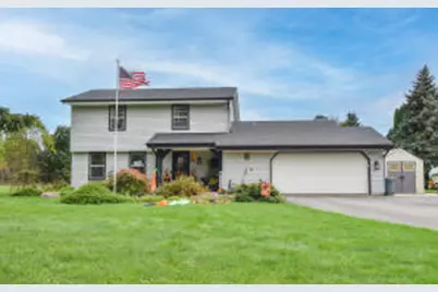 N67W33863  Loghouse Ct, Merton, WI 53066 - Photo 1