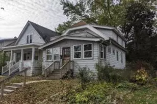 5527 N 34th St, Milwaukee, WI 53209 - Photo 1