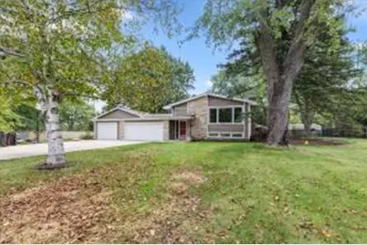 3332 S El Sirroco Dr, New Berlin, WI 53151 - Photo 1