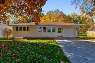 1516 Center St, Watertown, WI 53098 - Photo 1