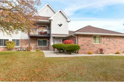 170 W Aspen Ct, Oak Creek, WI 53154 - Photo 1