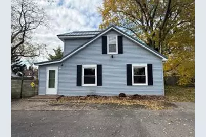 321  Park St, Walworth, WI 53184 - Photo 1