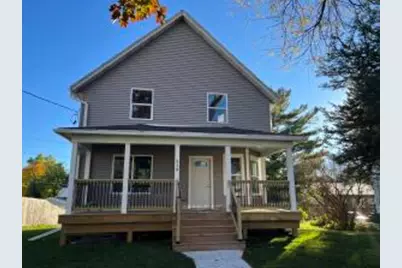 318  Monroe St, Fort Atkinson, WI 53538 - Photo 1