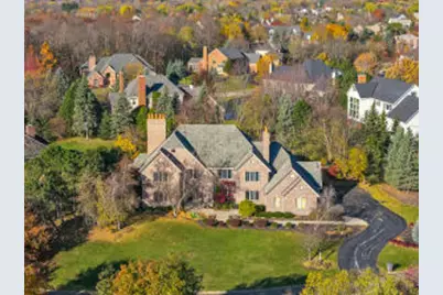 10623  Turnberry Dr, Mequon, WI 53092 - Photo 1