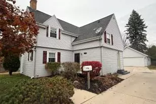 1712 28th St, Two Rivers, WI 54241 - Photo 1