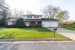 908 Monroe St, Onalaska, WI 54650 - Photo 1