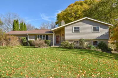1080  Westbrooke Pkwy, Brookfield, WI 53186 - Photo 1