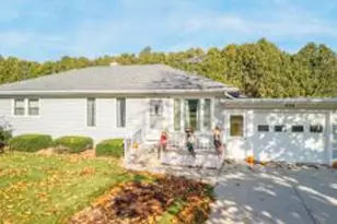 804 Armstrong Ave, Howards Grove, WI 53083 - Photo 1