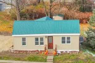 418 N Main St, Viroqua, WI 54665 - Photo 1