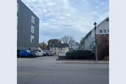 2466 S Kinnickinnic Ave, Milwaukee, WI 53207 - Photo 1
