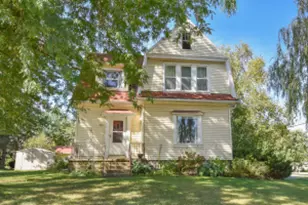 825 Wisconsin St, Adell, WI 53001 - Photo 1