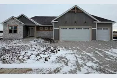 1388  Periwinkle Pass, Oconomowoc, WI 53066 - Photo 1