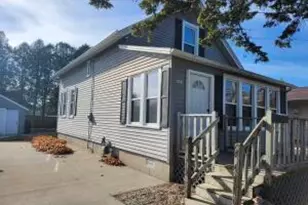 3609 Custer St, Manitowoc, WI 54220 - Photo 1