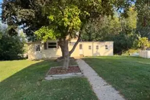 609 Valley St, Horicon, WI 53032 - Photo 1