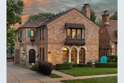 5073 N Lake Dr, Whitefish Bay, WI 53217 - Photo 1