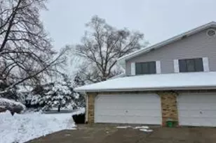 1435 Sun Valley Dr, Racine, WI 53406 - Photo 1