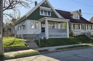1215 W Hadley St, Milwaukee, WI 53206 - Photo 1