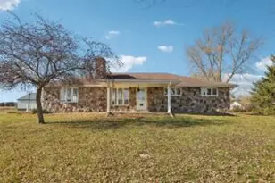 W360S9521 Markham Rd, Eagle, WI 53119 - Photo 1