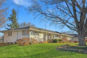 323 Ridge Rd, Lake Geneva, WI 53147 - Photo 1