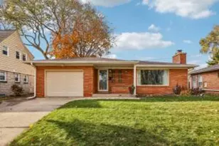 2605 S 82nd St, West Allis, WI 53219 - Photo 1