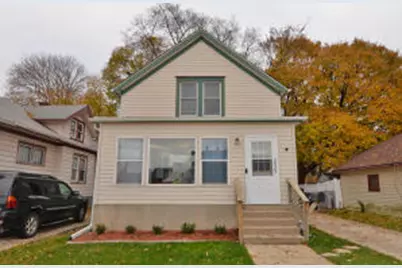 2029  Summit Ave, Racine, WI 53404 - Photo 1