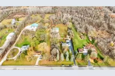 N52W24270  Lisbon Rd, Sussex, WI 53089 - Photo 1