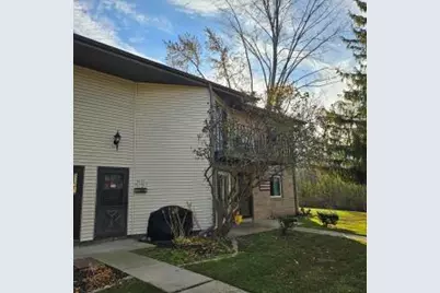 W170N11497  Armada Dr, Germantown, WI 53022 - Photo 1