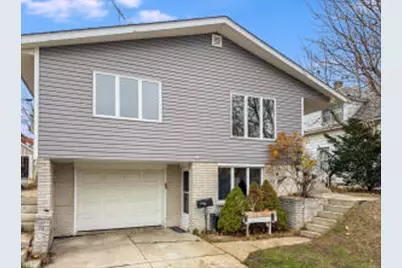 718 S 22nd St, Manitowoc, WI 54220 - Photo 1