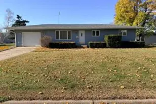 1732 Viking Ave, Holmen, WI 54636 - Photo 1